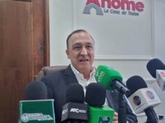 Gobierno de Ahome reitera respaldo al sector empresarial local El Ayuntamiento manifestó su disposición para colaborar con CANACO Los Mochis y la iniciativa privada, con el objetivo de fortalecer la actividad comercial y el desarrollo económico de la ciudad.