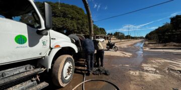 Tras cuatro días de trabajos intensivos, se liberaron 1.4 kilómetros de tubería y 14 pozos de visita en el bulevar Constitución.