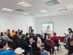COEPRISS capacita a comerciantes previo al Carnaval de Mazatlán