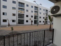 56 mil Viviendas del Bienestar es la meta para Sinaloa: Rocha Gracias a la exención de impuestos estatales y municipales, estas casas de 60 metros cuadrados redujeron su costo de 1.2 millones a solo 630 mil pesos, beneficiando principalmente a familias de bajos ingresos y trabajadores sin seguridad social.