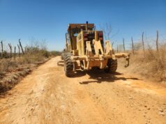 Rehabilitan caminos rurales y calles en comunidades de El Fuerte El municipio intensificó la reparación de vías clave con el objetivo de garantizar una circulación segura y facilitar el acceso a servicios para las familias fortenses.