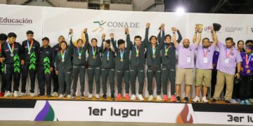La delegación sinaloense consolidó su dominio en Tepic, Nayarit, al lograr el tricampeonato nacional en la categoría Juvenil Menor Mixto tras vencer a Coahuila (5-1 y 8-1). Por su parte, la categoría Juvenil Mayor Mixto obtuvo la medalla de plata en una cerrada final contra Chihuahua.