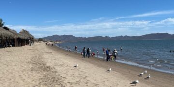 Aunque el termómetro disminuye el ambiente caluroso persistirá este día en el Estado.