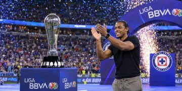 Tras el histórico resultado en la liguilla, trascendió de manera oficial su ratificación para continuar al frente del equipo celeste de cara a la próxima temporada.