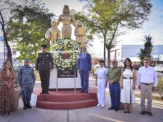 Conmemoran el Día del Maestro en Ahome, autoridades reconocen la labro docente y vocación social El alcalde Antonio Menéndez De Llano encabezó una ceremonia cívica y ofrenda floral en honor a los maestros, destacando su compromiso con el futuro del municipio.