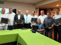 Entrega la Asociación Periodismo Independiente de Sinaloa reconocimientos a la trayectoria La Asociación Periodismo Independiente en Sinaloa A.C., encabezada por Guillermo Buelna Castro, condecoró este lunes a seis comunicadores por su destacada labor en los medios locales.