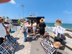 Impulsa turismo de cruceros al comercio y transporte en Mazatlán En lo que va de junio, las tres embarcaciones recibidas han dejado una derrama económica superior a los 20 millones de pesos tras visitar puntos como el Centro Histórico y el Malecón.