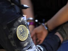 Le dan 9 años de prisión por robar un vehículo, también deberá para multa